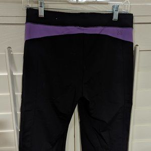 Purple and Black Cropped Leggings Actra Size Medium
